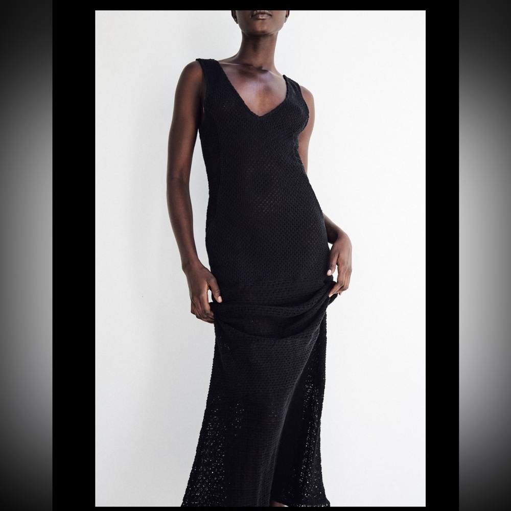 LONG V-NECK DRESS WITH STRAPS - Picture 3 of 9